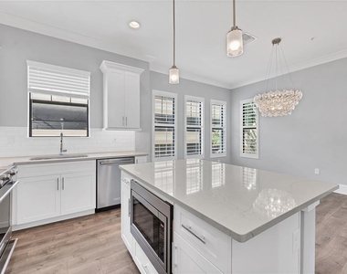 1250 May Lane - Photo Thumbnail 8