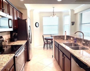 16814 Vardon Terrace - Photo Thumbnail 4