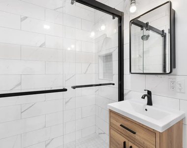 428 East 116th Street - Photo Thumbnail 7