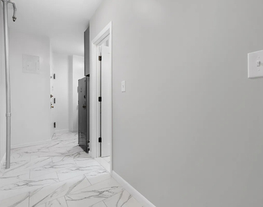 428 East 116th Street - Photo Thumbnail 6
