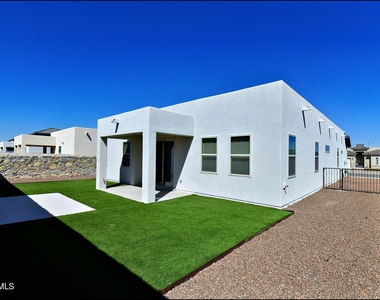 13146 Cleethorpes Street - Photo Thumbnail 43