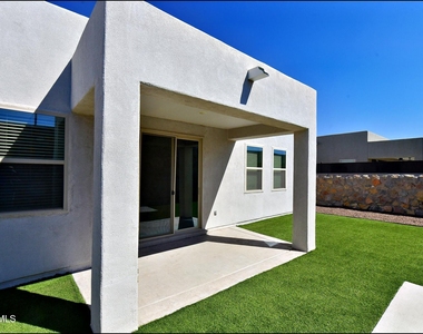 13146 Cleethorpes Street - Photo Thumbnail 40