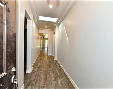13146 Cleethorpes Street - Photo Thumbnail 5