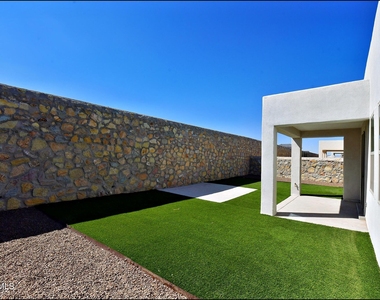 13146 Cleethorpes Street - Photo Thumbnail 44