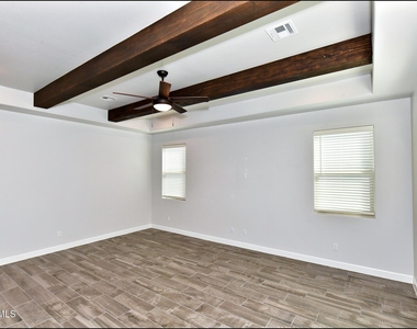 13146 Cleethorpes Street - Photo Thumbnail 18