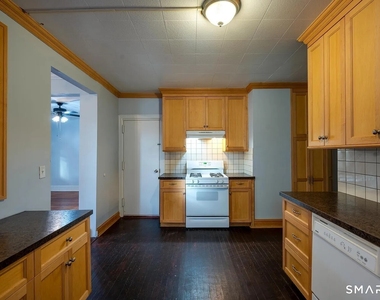 166 Beaver Street - Photo Thumbnail 4