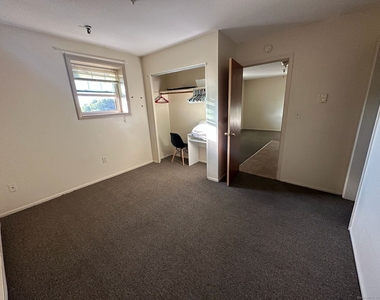 1660 Main Street - Photo Thumbnail 23