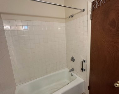 1660 Main Street - Photo Thumbnail 5