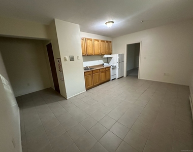 1660 Main Street - Photo Thumbnail 2