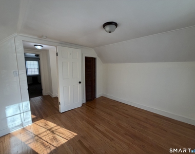 535 Chase Avenue - Photo Thumbnail 10