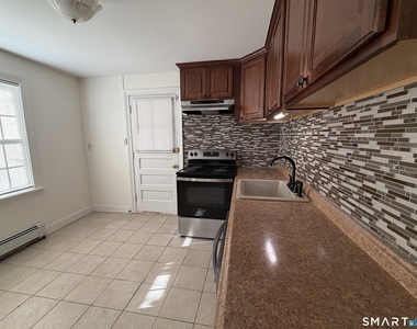 535 Chase Avenue - Photo Thumbnail 8