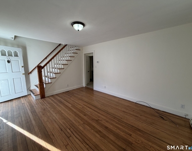 535 Chase Avenue - Photo Thumbnail 4