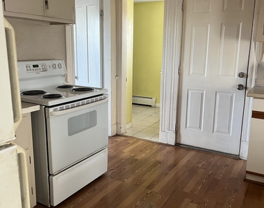 128 Whittlesey Avenue - Photo Thumbnail 6