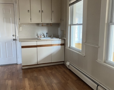 128 Whittlesey Avenue - Photo Thumbnail 5