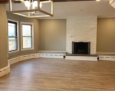 1515 Park Avenue - Photo Thumbnail 5