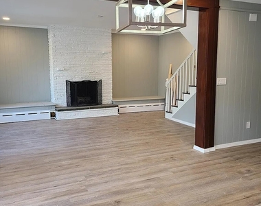 1515 Park Avenue - Photo Thumbnail 7