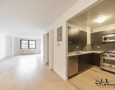 East 39th Street - Photo Thumbnail 1