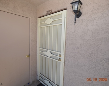 4300 N Lamont Street - Photo Thumbnail 1