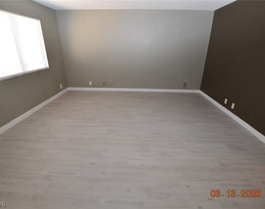 4300 N Lamont Street - Photo Thumbnail 2