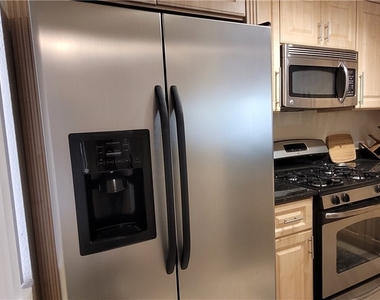 260 E Flamingo Road - Photo Thumbnail 9