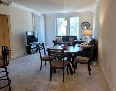 260 E Flamingo Road - Photo Thumbnail 6