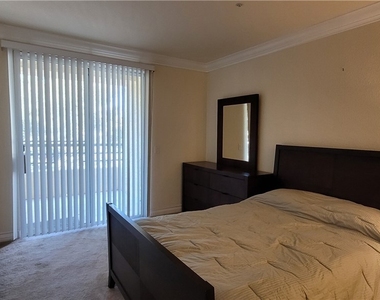 260 E Flamingo Road - Photo Thumbnail 12