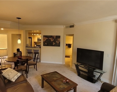 260 E Flamingo Road - Photo Thumbnail 4