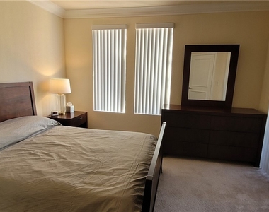 260 E Flamingo Road - Photo Thumbnail 18