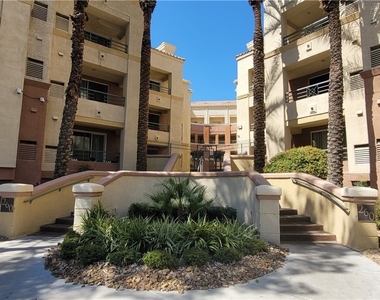 260 E Flamingo Road - Photo Thumbnail 1
