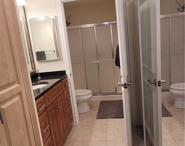 260 E Flamingo Road - Photo Thumbnail 13