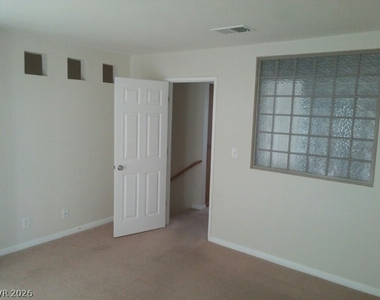 7030 Burcot Avenue - Photo Thumbnail 32
