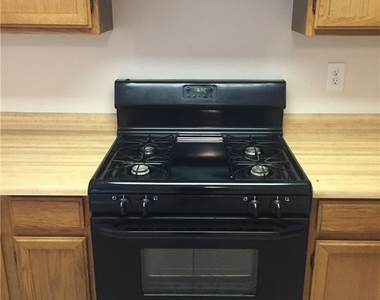 7030 Burcot Avenue - Photo Thumbnail 18