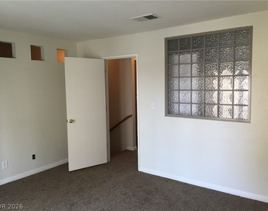 7030 Burcot Avenue - Photo Thumbnail 45