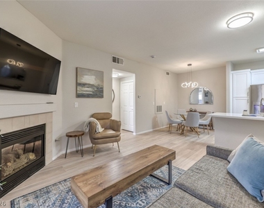 855 N Stephanie Street - Photo Thumbnail 3