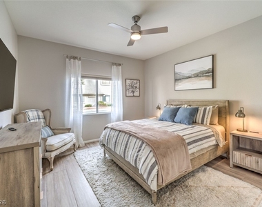 855 N Stephanie Street - Photo Thumbnail 12