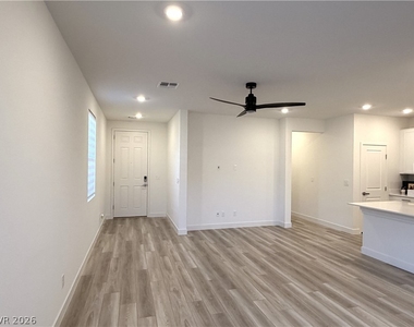 4212 Zilker Park Avenue - Photo Thumbnail 2