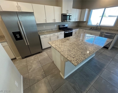 7526 Pink Mimosa Avenue - Photo Thumbnail 8