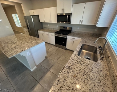 7526 Pink Mimosa Avenue - Photo Thumbnail 7