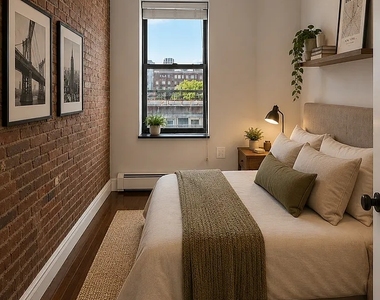 Stanton Street - Photo Thumbnail 9
