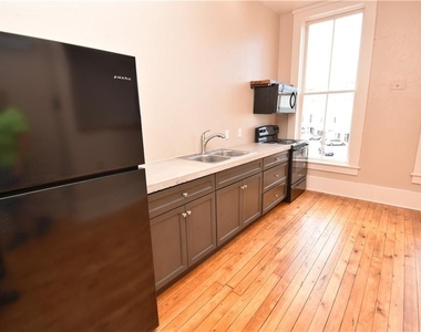170 Court Street - Photo Thumbnail 1