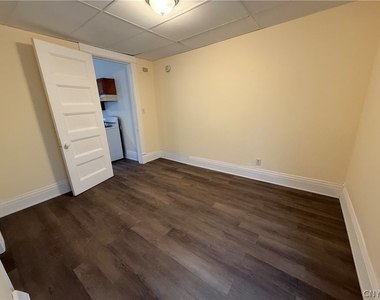 416 Danforth Street - Photo Thumbnail 4