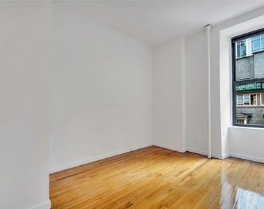 121 Madison Avenue - Photo Thumbnail 4