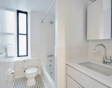 121 Madison Avenue - Photo Thumbnail 6