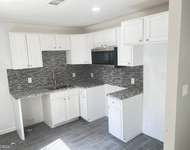 1255 Pine Avenue - Photo Thumbnail 1