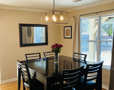 328 Vendella Circle - Photo Thumbnail 3