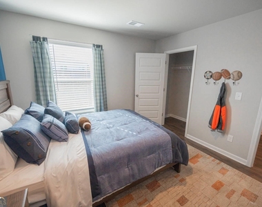 4901 Stonebrooke Drive - Photo Thumbnail 20