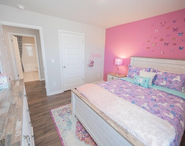 4901 Stonebrooke Drive - Photo Thumbnail 22