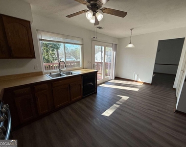 3815 Samia Court - Photo Thumbnail 13