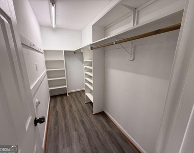 3815 Samia Court - Photo Thumbnail 8