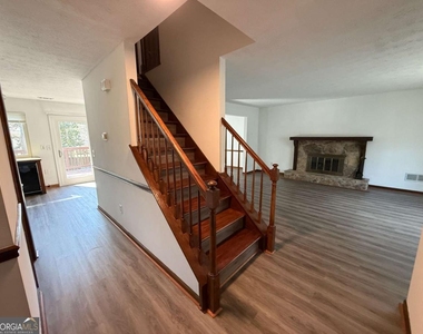 3815 Samia Court - Photo Thumbnail 1